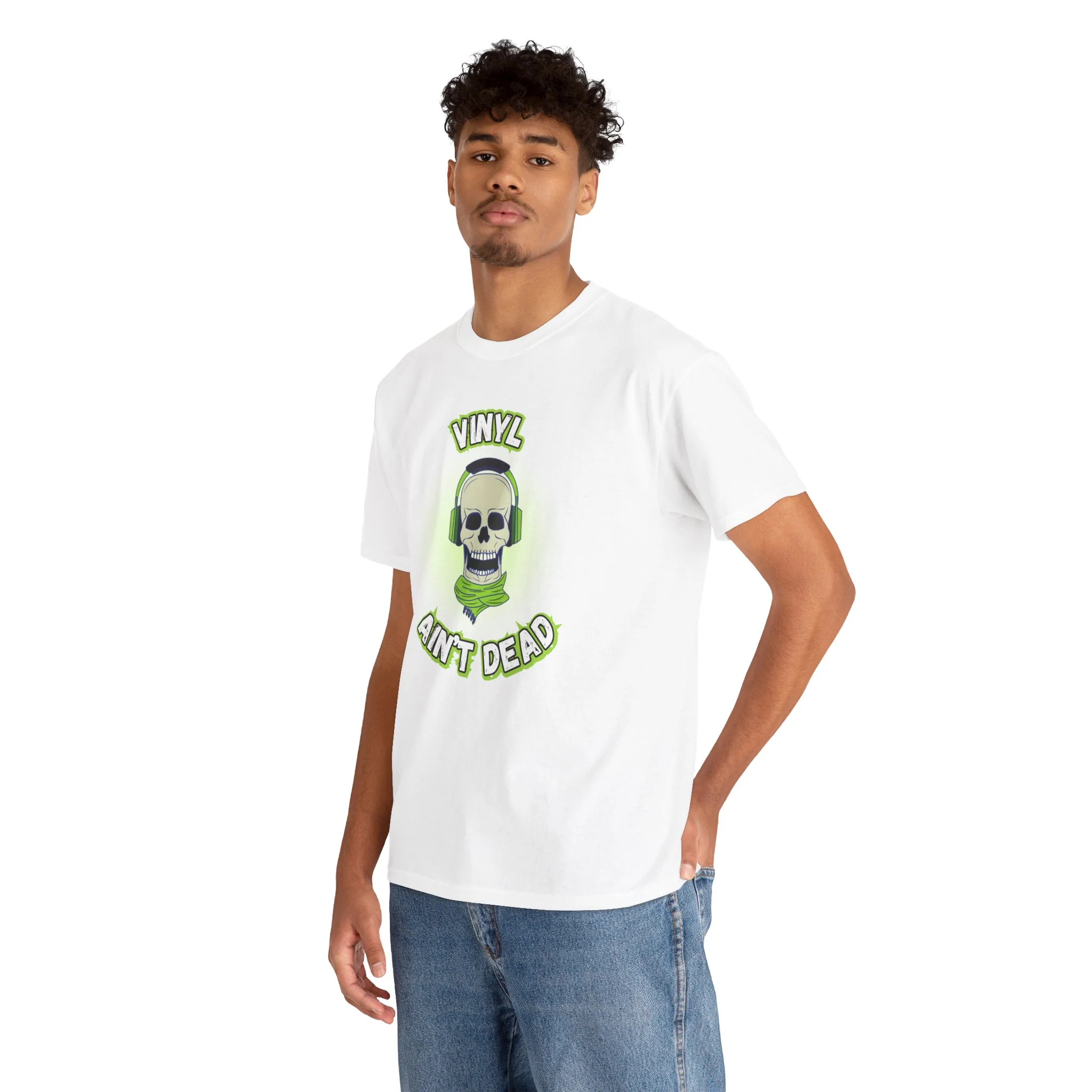'Vinyl Ain't Dead' Headphones Men's T-Shirt - Image 21