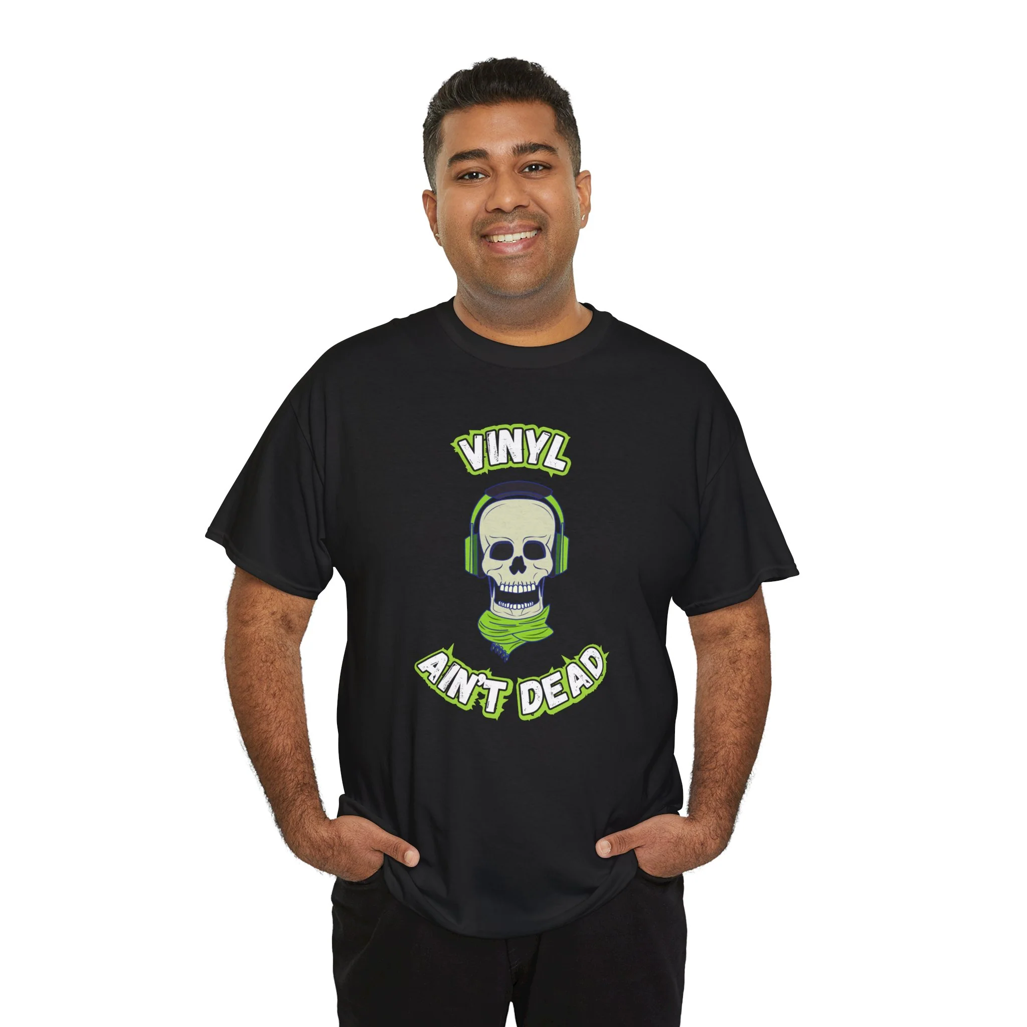 'Vinyl Ain't Dead' Headphones Men's T-Shirt - Image 46