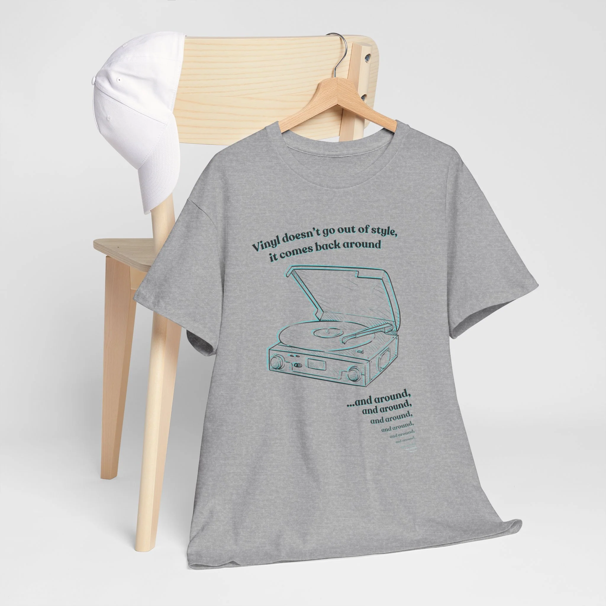 'Vinyl Doesn't Go Out Of Style' Men's T-Shirt - Image 49